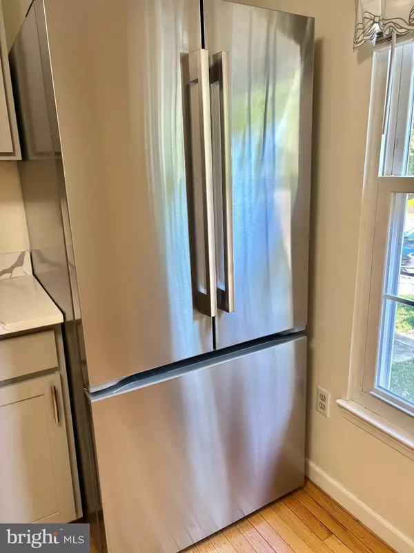 Arnold, MD 21012,1436 POINT O WOODS CT