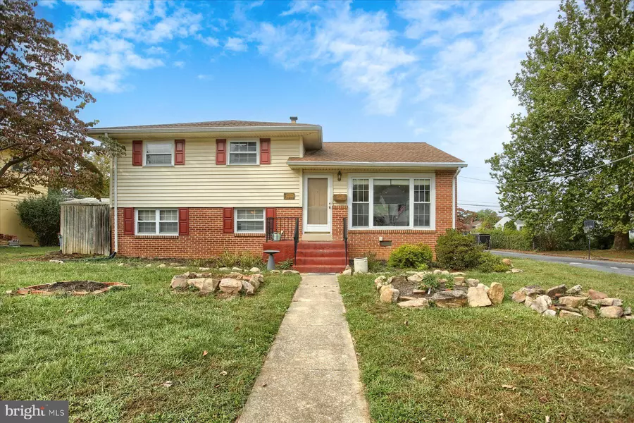 617 BROOKHAVEN ROAD, New Cumberland, PA 17070