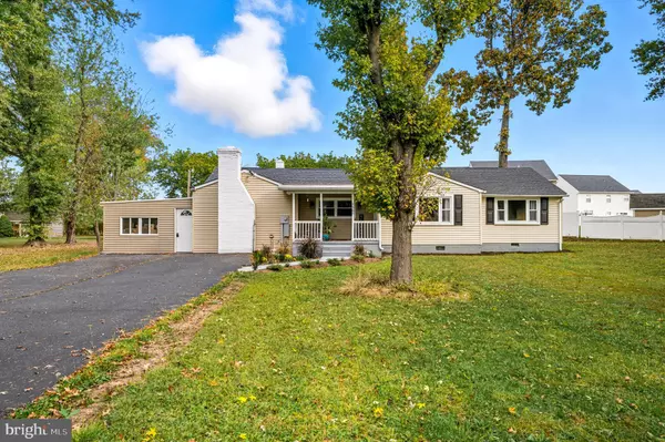 1565 E PHILADELPHIA AVE, Gilbertsville, PA 19525