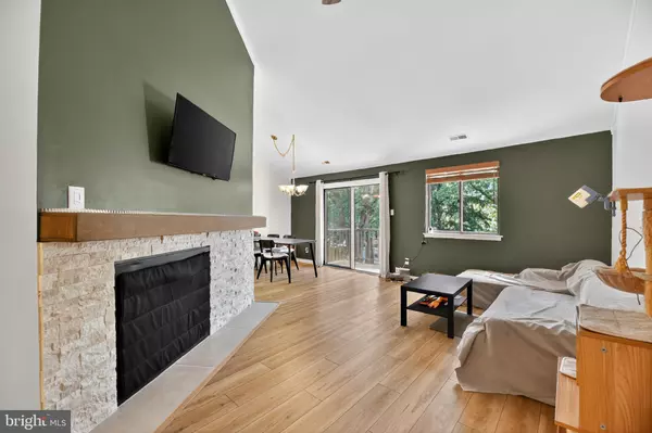 Mount Laurel, NJ 08054,203-B CYPRESS CIR