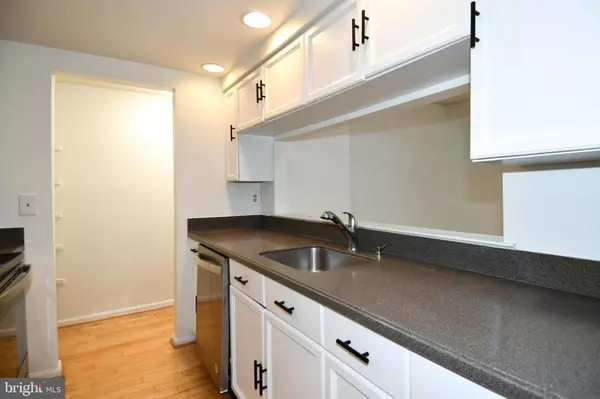 Arlington, VA 22206,2911-B S WOODLEY ST #2