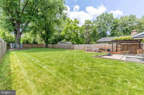 Rockville, MD 20850,606 DOUGLASS AVE