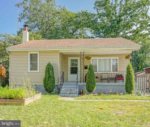 113 LAKEVIEW AVE, Pine Hill, NJ 08021