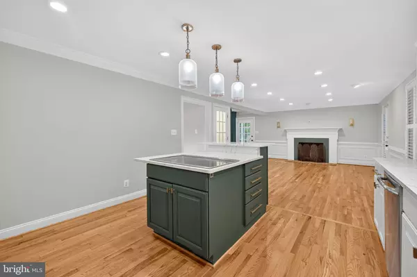 Warrenton, VA 20187,7176 HOMESTEAD CT