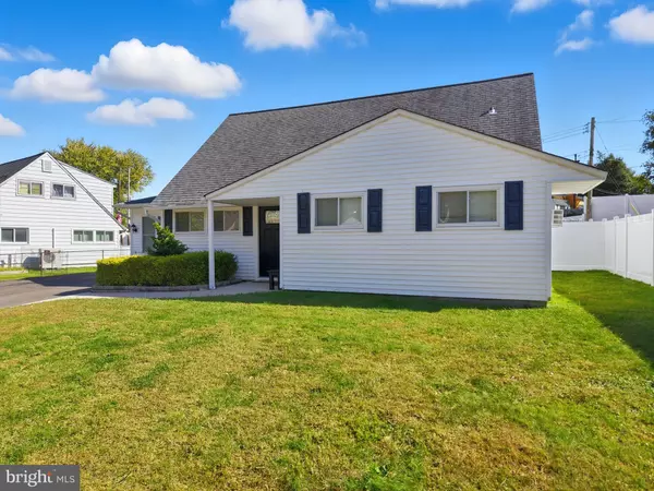 Levittown, PA 19056,18 HARVEST RD