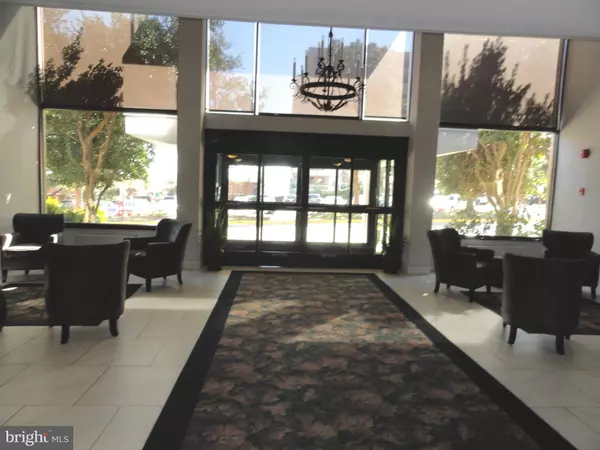 Alexandria, VA 22303,2059 HUNTINGTON AVE #908