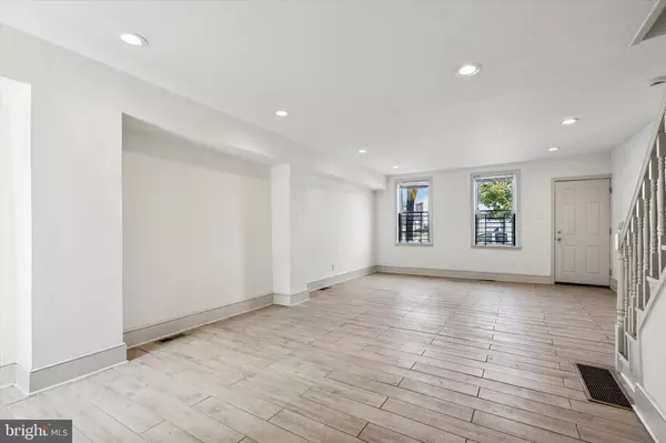 Philadelphia, PA 19122,1721 N 4TH ST