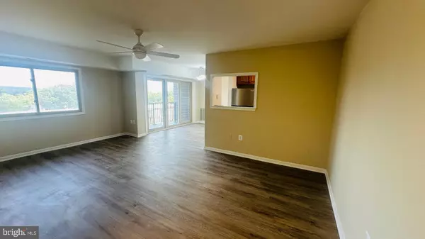 Woodbridge, VA 22192,12701 DARA DR #303