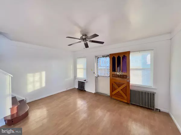 Philadelphia, PA 19136,4766 OAKMONT ST