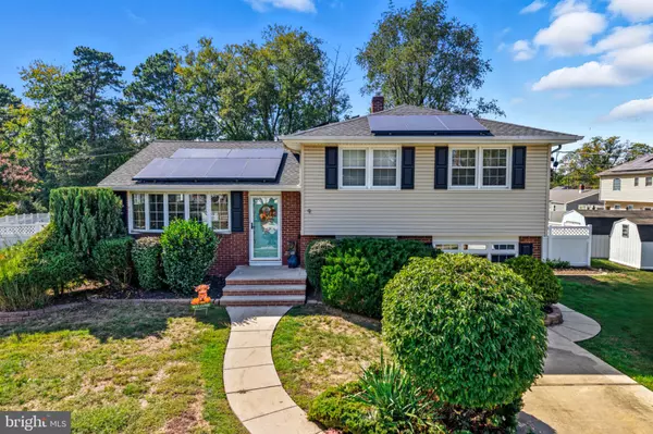 Cherry Hill, NJ 08034,9 MAPLEBROOK CT