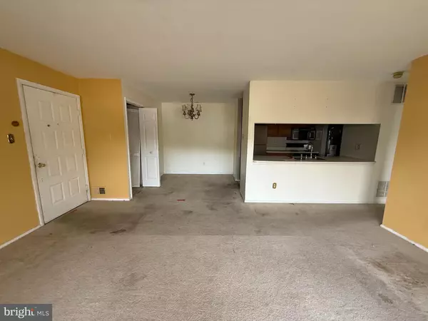 Cherry Hill, NJ 08003,501 HICKORY CIR