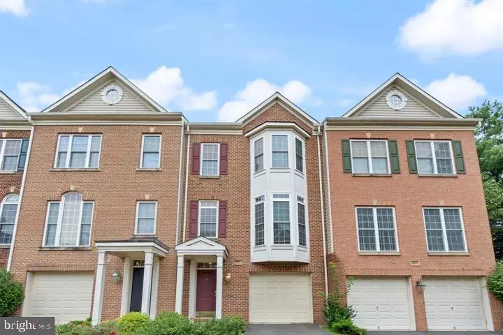 Centreville, VA 20120,5382 LAVENDER MIST CT