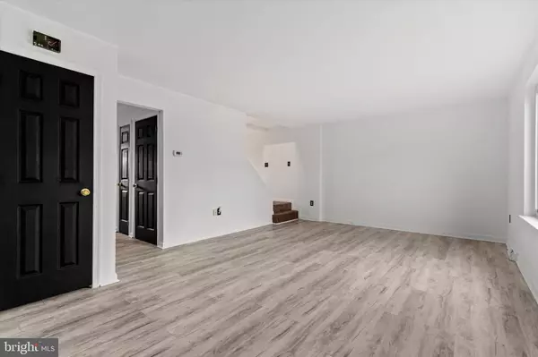 Etters, PA 17319,45 RED BARBERRY DR