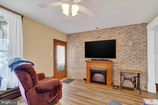 Red Lion, PA 17356,46 S MAIN ST