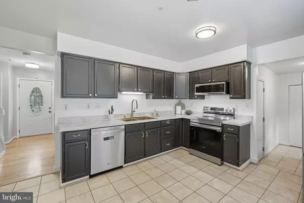 Fort Washington, MD 20744,7904 BIRDSONG DR