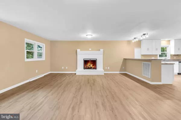 Hollywood, MD 20636,26278 SKYVIEW DR