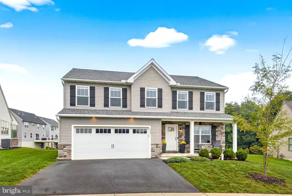 552 MADISON WAY, Manheim, PA 17545