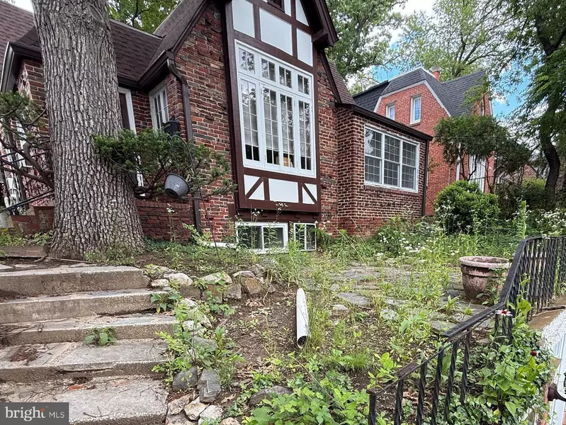 8613 CEDAR ST, Silver Spring, MD 20910