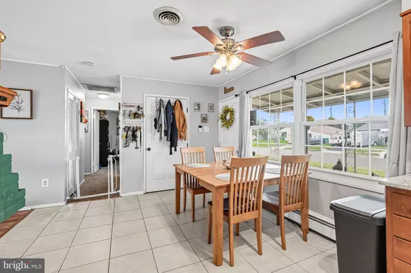 Levittown, PA 19055,167 FARMBROOK DR