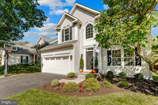 4438 SUMMER MEADOW DR, Doylestown, PA 18902