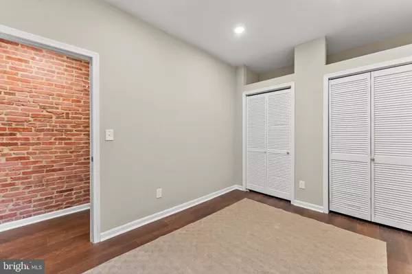 Baltimore, MD 21224,446 N LINWOOD AVE