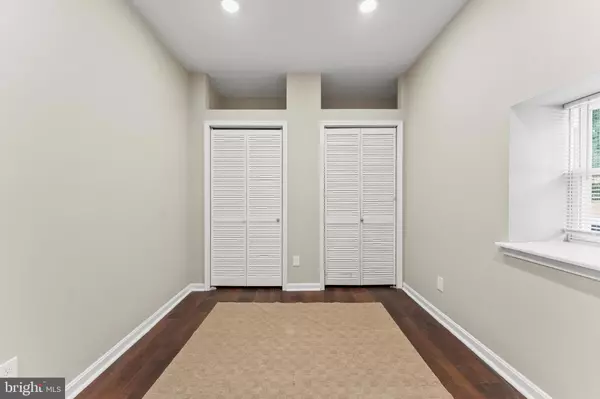 Baltimore, MD 21224,446 N LINWOOD AVE