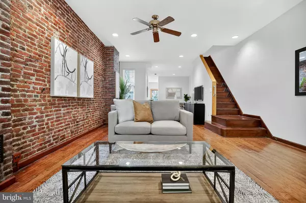 Philadelphia, PA 19146,2424 LOMBARD ST