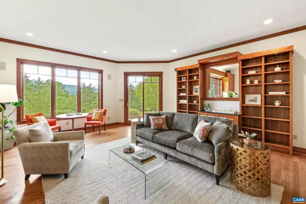 Crozet, VA 22932,6585 FOXCLIFF LN