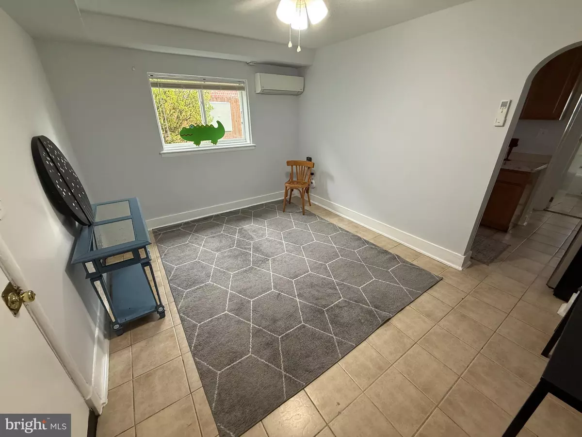 Alexandria, VA 22305,618 NOTABENE DR #1