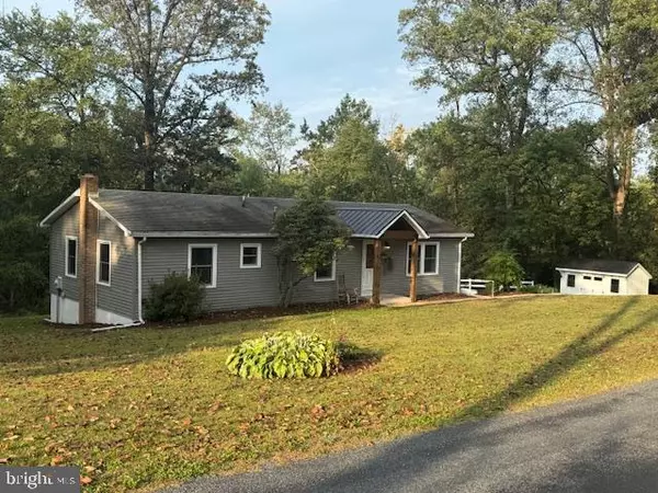 675 FOREST RD, Denver, PA 17517