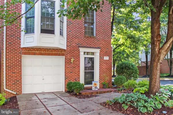 Fairfax, VA 22030,4027 HEATHERSTONE CT