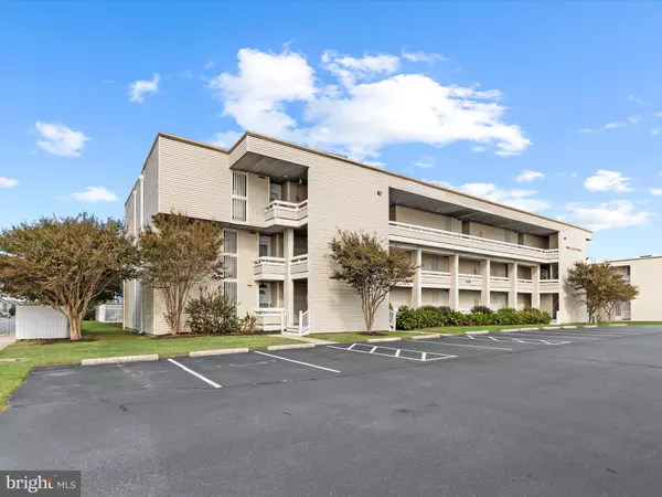 510 PENGUIN DR #302, Ocean City, MD 21842