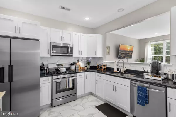 Cinnaminson, NJ 08077,1614 FELA DR