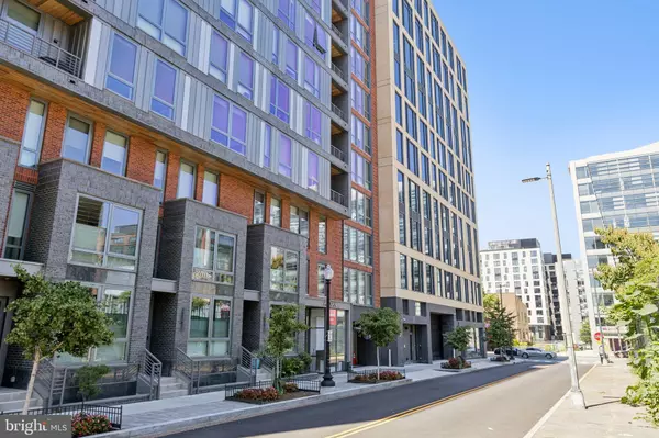 Washington, DC 20003,1211 VAN ST SE #1003