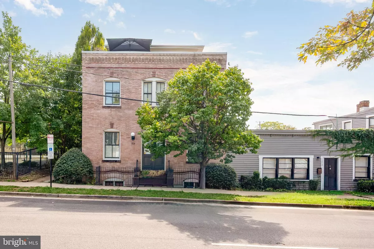 Alexandria, VA 22314,1210 QUEEN ST #2