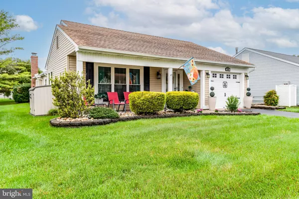 Southampton, NJ 08088,37 STRATFORD RD