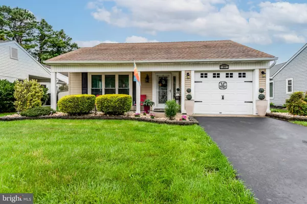 Southampton, NJ 08088,37 STRATFORD RD