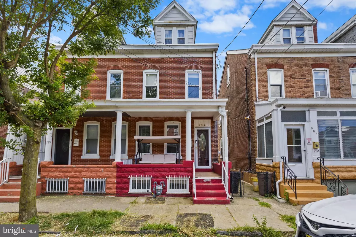 Trenton, NJ 08610,987 SMITH AVE