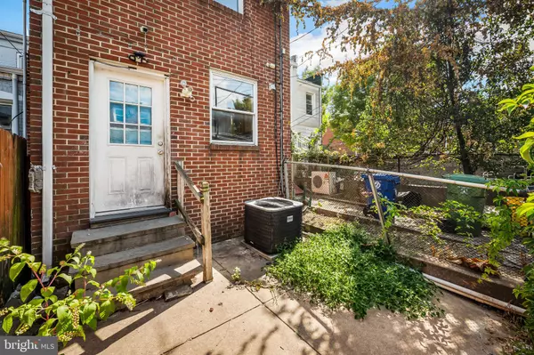 Baltimore, MD 21224,3904 E PRATT ST