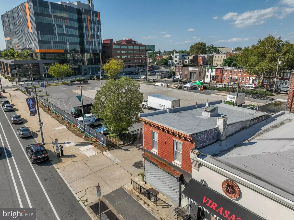 Philadelphia, PA 19104,4053 MARKET ST