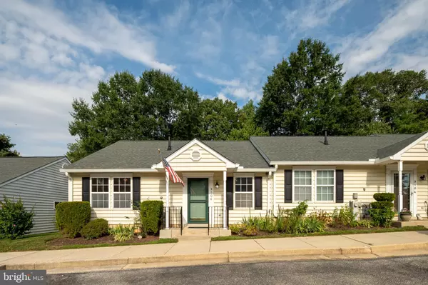 9106 LILAC PARK DR #16, Laurel, MD 20723