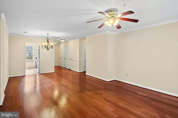 Laurel, MD 20723,9106 LILAC PARK DR #16