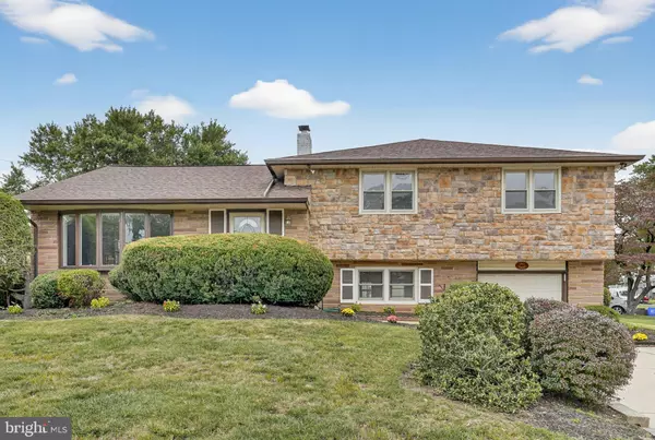 Philadelphia, PA 19115,1012 TWIST RD
