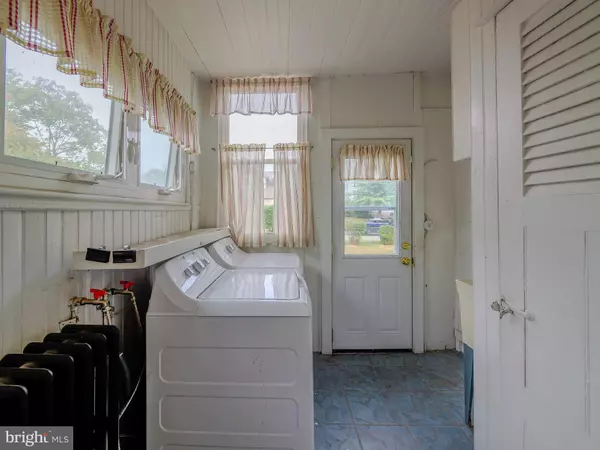 Norwood, PA 19074,240 GARFIELD AVE