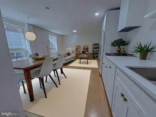 Philadelphia, PA 19130,536 N 19TH ST #1R