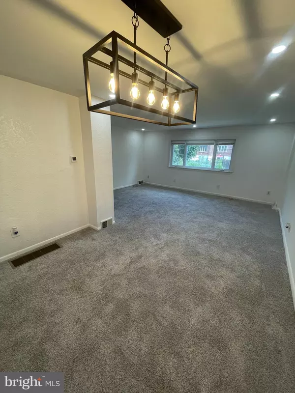 Philadelphia, PA 19154,3349 FAIRDALE RD