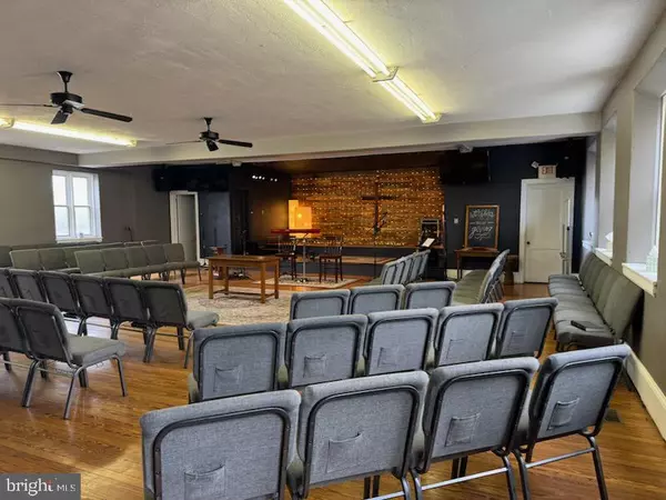 Philadelphia, PA 19135,4300-06 BENNER ST