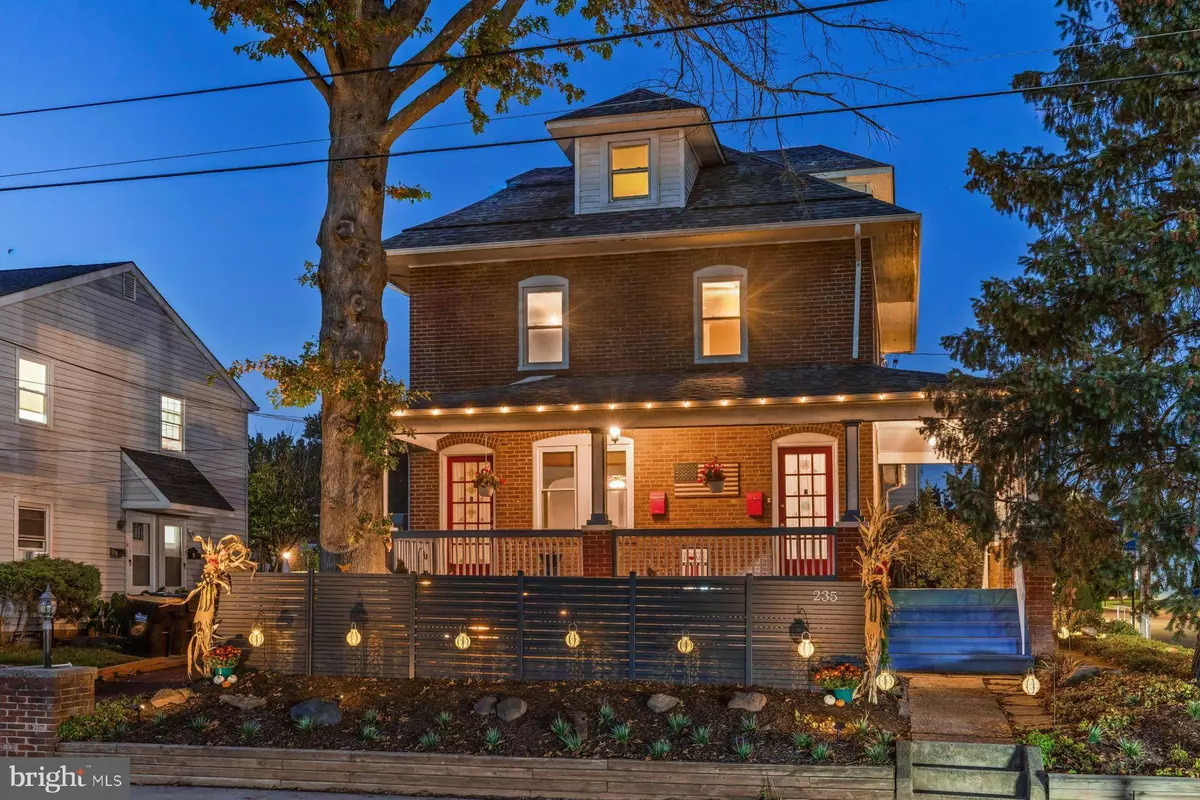 Lansdale, PA 19446,235 E 2ND ST