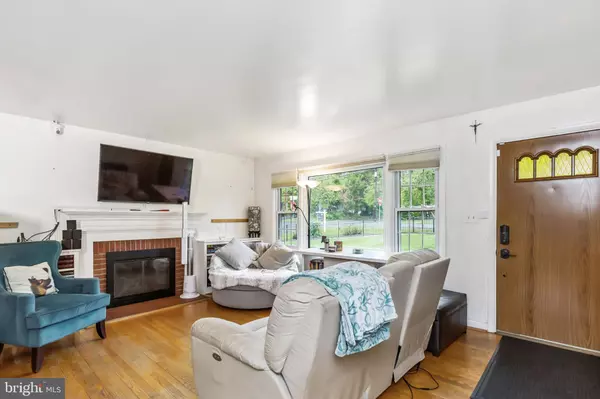 Fairfax, VA 22030,10611 ORCHARD ST