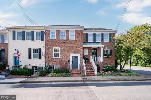 Alexandria, VA 22314,222 GREEN ST